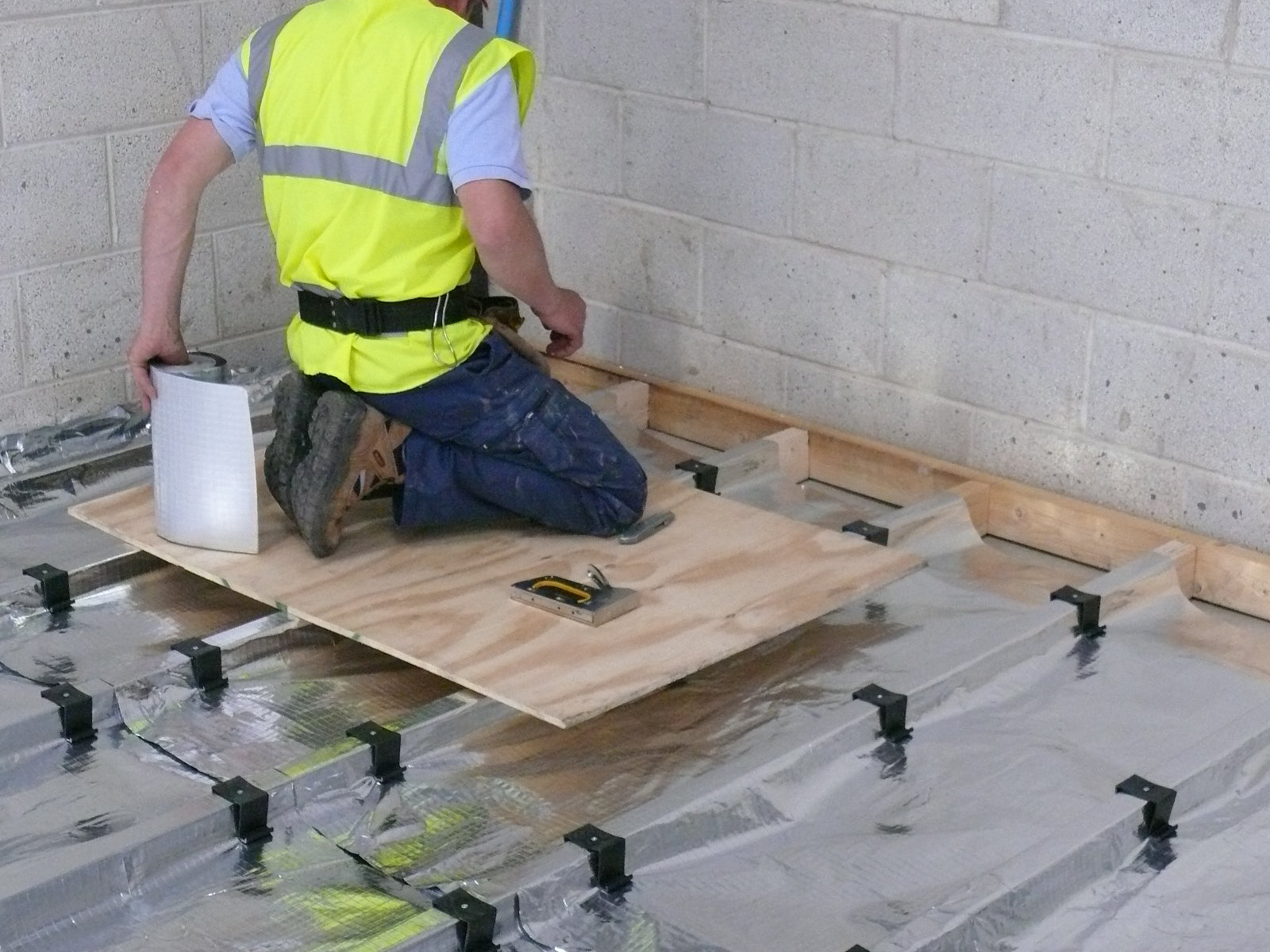 Foil-Tec Double Lite - Insulating Vapour Control Layer